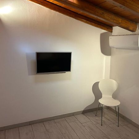 Deni'S Apartments Syracuse Ngoại thất bức ảnh